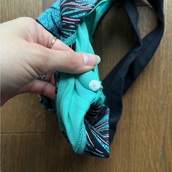 Lululemon Bra - Picture 3 of 3